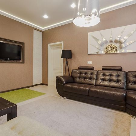 Swedish Apartment At Romanovskaia 22 Minszk Kültér fotó